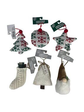 Holiday Style Set of 6 Christmas Ornaments Knit White Green Red New